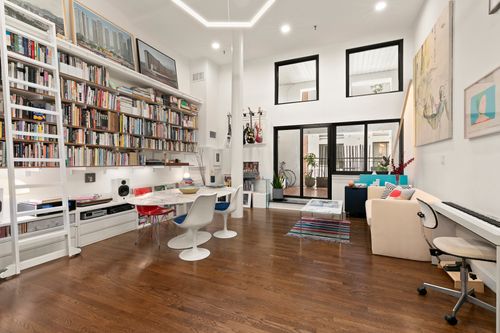 p1b-121 Pacific St, Brooklyn, NY, 11201-5555 | Card Image