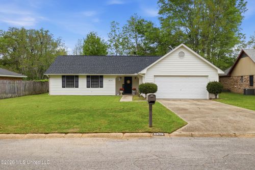 2070 Camp Wilkes Rd, Biloxi, MS, 39532-4254 | Card Image