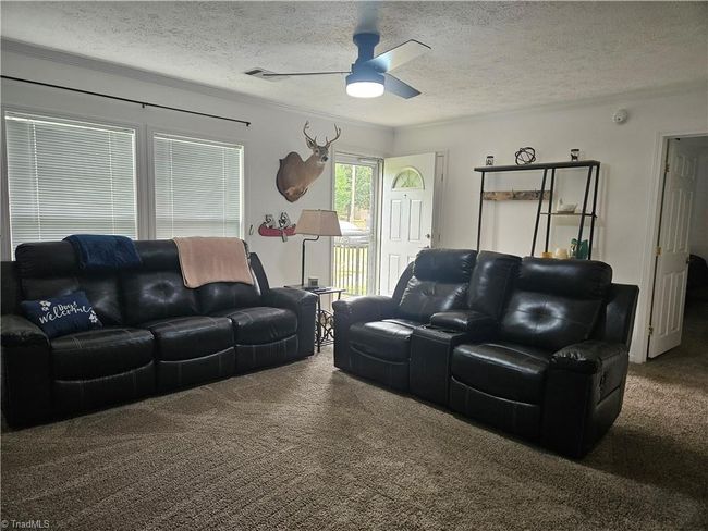 Livingroom | Image 6