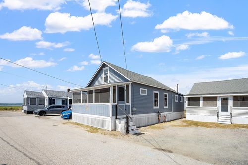 24-22-24 Perkins Ave, Hampton, NH, 03842-3233 | Card Image