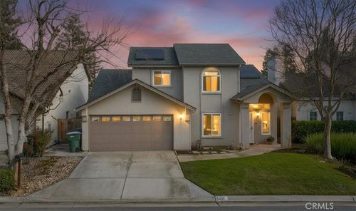 8416 N Sharon Ave, Fresno, CA, 93720-2260 | Card Image