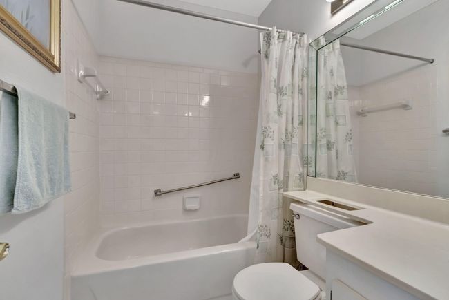 APT-201 - 7618 Tahiti Ln, Condo with 3 bedrooms, 2 bathrooms and null parking in Lake Worth FL | Image 30