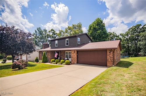 1700 S Hills Dr, Parkersburg, WV, 26101-8410 | Card Image