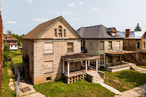 1574 & 1582 Cadillac Boulevard, Detroit, MI, 48214 | Card Image
