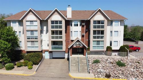 204-62 24th St W, Battleford, SK, S0M0E0 | Card Image