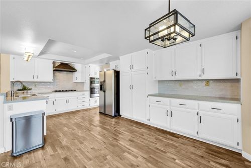 17358 Cold Spring Cir, Riverside, CA, 92503-6578 | Card Image