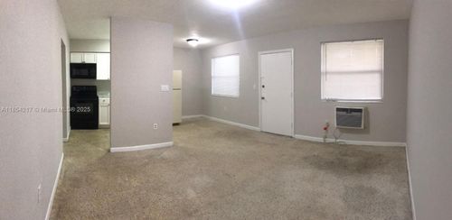 apt-4-15940 Ne 19th Pl, North Miami Beach, FL, 33162-5758 | Card Image