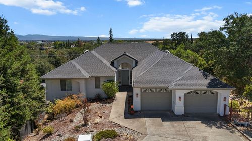 1355 Bambury Ct, Redding, CA, 96001-1339 | Card Image