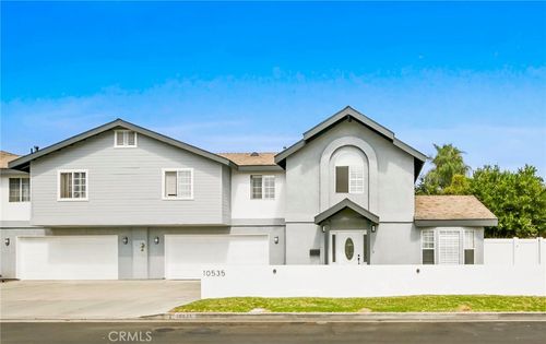 10535 Myrtle St, Downey, CA, 90241-2402 | Card Image