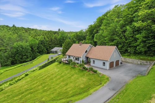 33 Valley View Rd, Berlin, VT, 05602-9135 | Card Image