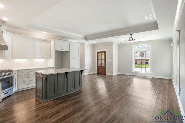 1210 Cobblestone Ct, House other with 3 bedrooms, 2 bathrooms and null parking in Carthage TX | Image 10