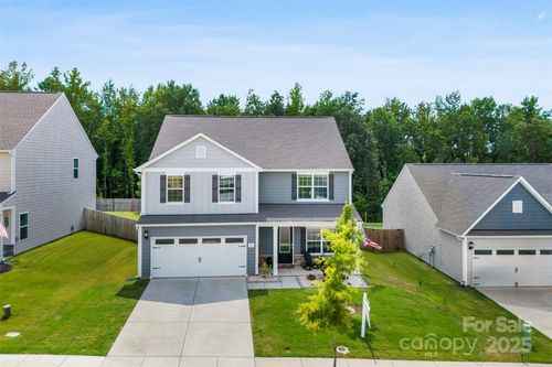 141 Colonial Reserve Ave, Troutman, NC, 28166-9664 | Card Image