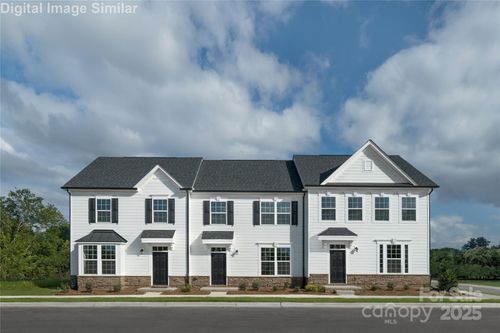 7633 Griffins Gate Dr Sw, Concord, NC, 28025-1628 | Card Image