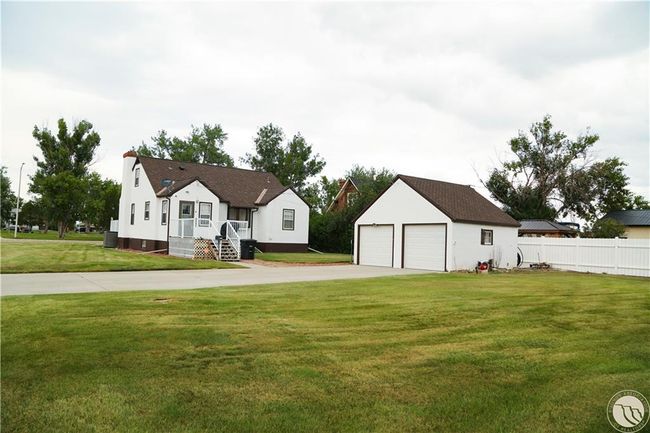 426 3 Rd St W, House other with 4 bedrooms, 3 bathrooms and null parking in Hardin MT | Image 20