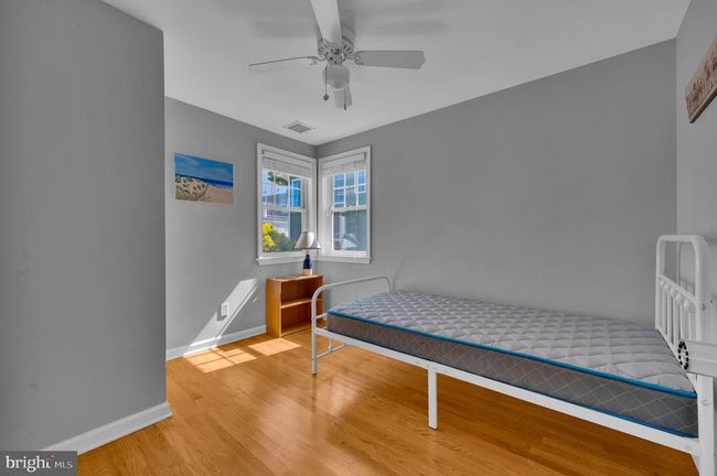 106 S Barnegat Ave, House other with 5 bedrooms, 2 bathrooms and null parking in Surf City NJ | Image 18