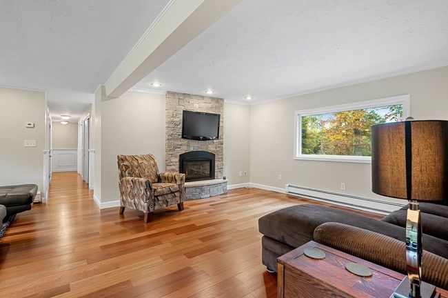 82 Central Tpke, House other with 4 bedrooms, 3 bathrooms and 10 parking in Sutton MA | Image 22