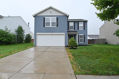 647 Hickory Pine Dr, New Whiteland, IN, 46184-9399 | Card Image