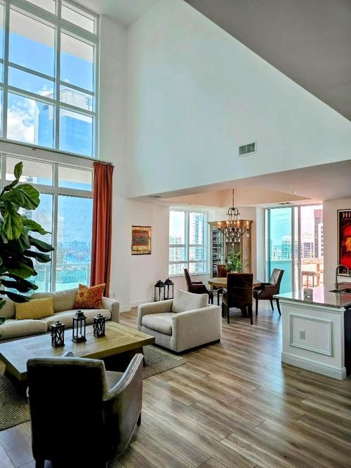 apt-4205-951 Brickell Ave, Miami, FL, 33131-3944 | Card Image