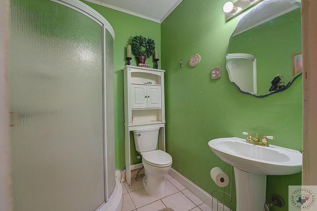 2804 Walnut St, House other with 4 bedrooms, 2 bathrooms and null parking in Texarkana TX | Image 18