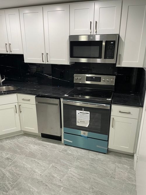 apt-1h-333 Central St, Saugus, MA, 01906-2359 | Card Image