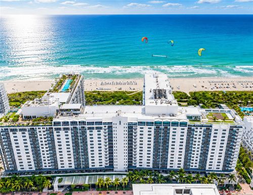 ph22-2301 Collins Ave, Miami Beach, FL, 33139-1603 | Card Image