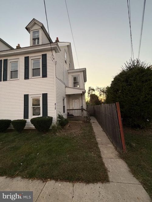 812 N High Street, Millville, NJ, 08332 | Card Image