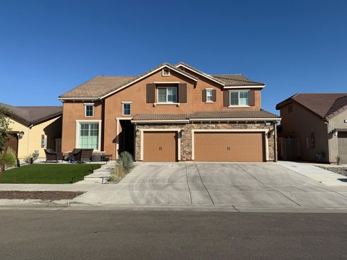 1835 W Prescott Ave, Visalia, CA, 93291-7001 | Card Image