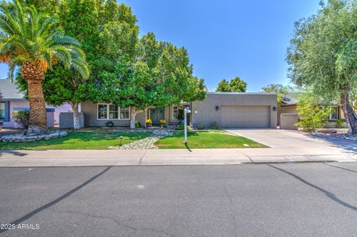 615 W Chilton St, Chandler, AZ, 85225-1825 | Card Image
