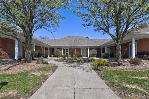 832-832 Garden Pointe Dr, Simpsonville, KY, 40067-5431 | Card Image