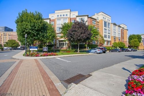 430-24 Ave At Port Imperial, West New York, NJ, 07093-8411 | Card Image