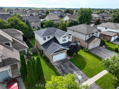 29 Maple Street, Mapleton, ON, N0G1P0 | Card Image