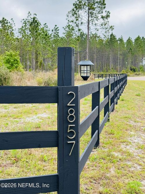 2857 Steel Bridge Rd, MACCLENNY, FL, 32063-3956 | Card Image