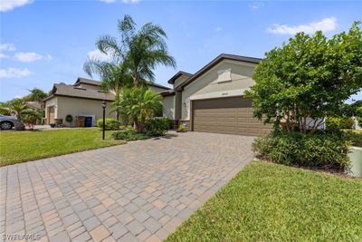 14228 Vindel Circle, House other with 3 bedrooms, 2 bathrooms and null parking in Fort Myers FL | Image 3