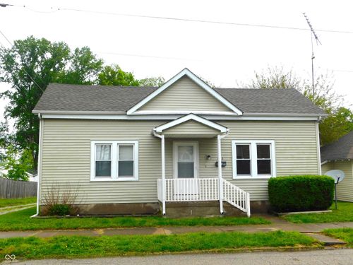 114 W Hendricks St, Greensburg, IN, 47240-1619 | Card Image