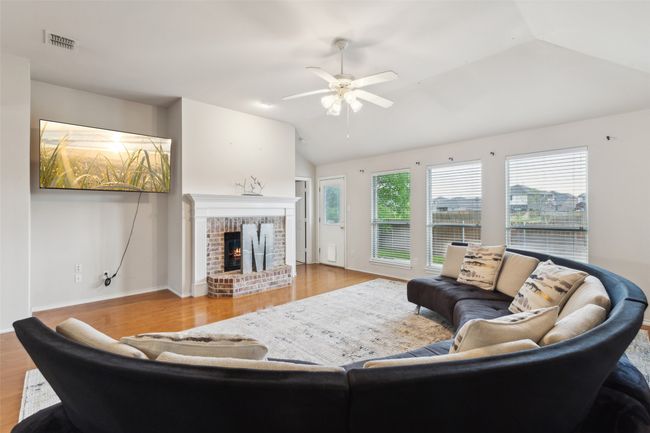 2015 Sumac Dr, House other with 3 bedrooms, 2 bathrooms and null parking in Forney TX | Image 6