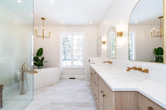 15 Pods Lane, House other with 5 bedrooms, 3 bathrooms and 8 parking in Oro-Medonte ON | Image 15