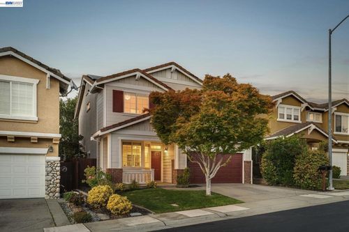 25528 Conley Downs Dr, Castro Valley, CA, 94552-5497 | Card Image