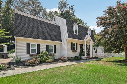 245 Park Bridge Ln, Roswell, GA, 30075-3065 | Card Image