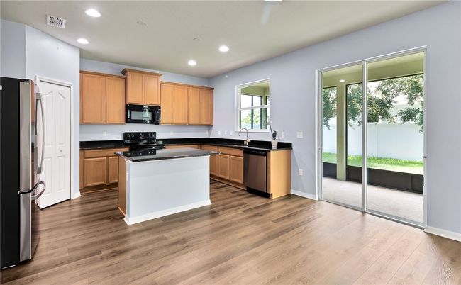100 Elena Dr, House other with 4 bedrooms, 2 bathrooms and null parking in Sebastian FL | Image 8