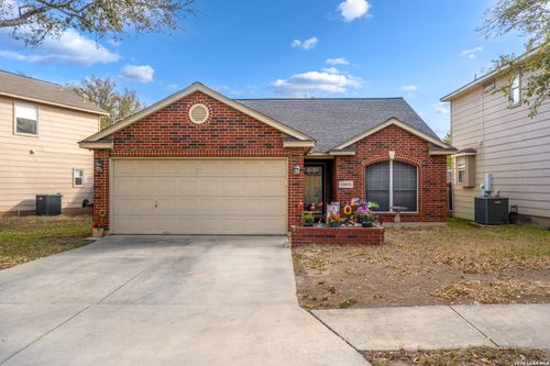 13651 Bridgeview, San Antonio, TX, 78247-3528 | Card Image