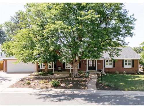 3931 S Hillcrest Dr, Denver, CO, 80237-1109 | Card Image