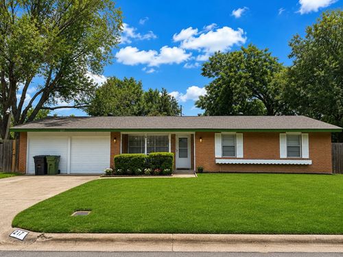 217 Turtle Creek Drive, Arlington, TX, 76010 | Card Image
