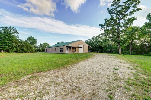 123 Fossil Cove Rd, Cape Fair, MO, 65624-6203 | Card Image