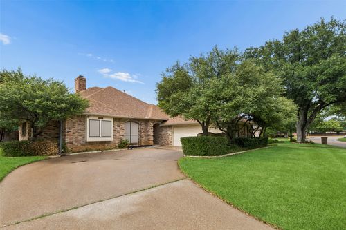 2507 Mandy Way, Arlington, TX, 76017-3741 | Card Image