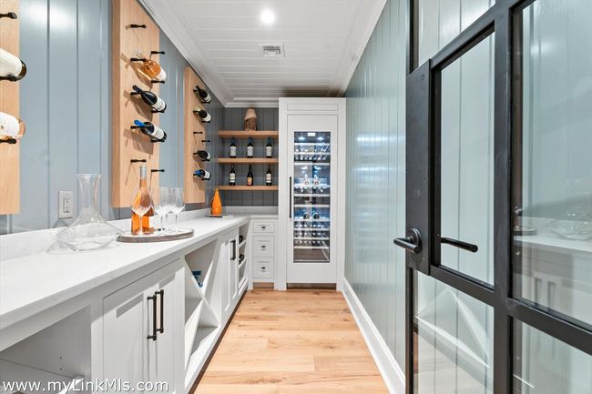 43 Peases Point Way S, House other with 4 bedrooms, 7 bathrooms and null parking in Edgartown MA | Image 42