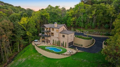 1858 Burke Hollow Rd, Nolensville, TN, 37135-9403 | Card Image