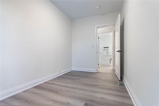 135 East Ave N, House other with 3 bedrooms, 2 bathrooms and 2 parking in Hamilton ON | Image 30