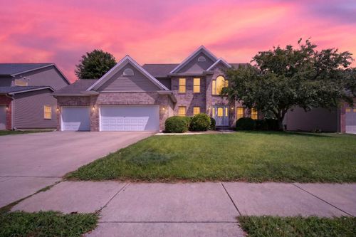 1718 Pfitzer Rd, Normal, IL, 61761-5657 | Card Image