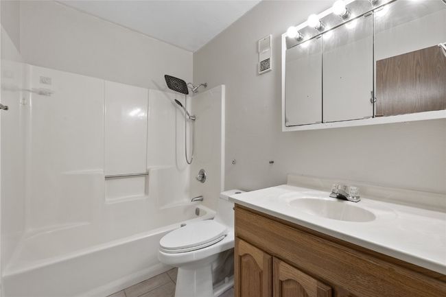 APT-7 - 1005 Bridgit Ct Se, Condo with 2 bedrooms, 1 bathrooms and null parking in Cedar Rapids IA | Image 17