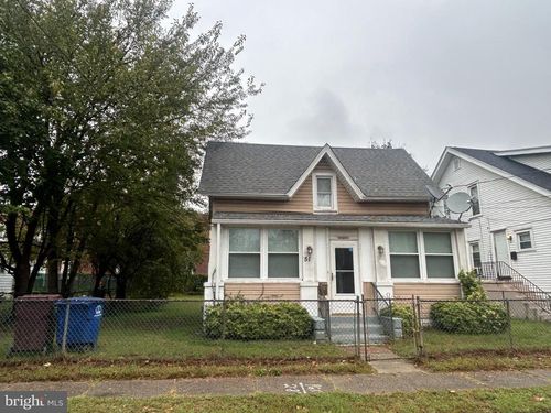 51 Park Ave, RIVERSIDE, NJ, 08075-3735 | Card Image